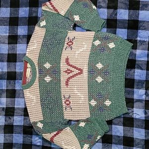 Vintage. 90s. St John's Bay. Thick 90%Acrylic Crewneck Sweater. Size XL